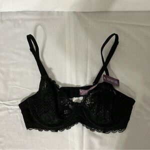 Adore Me Elegant Black Lace Bra Size 32C